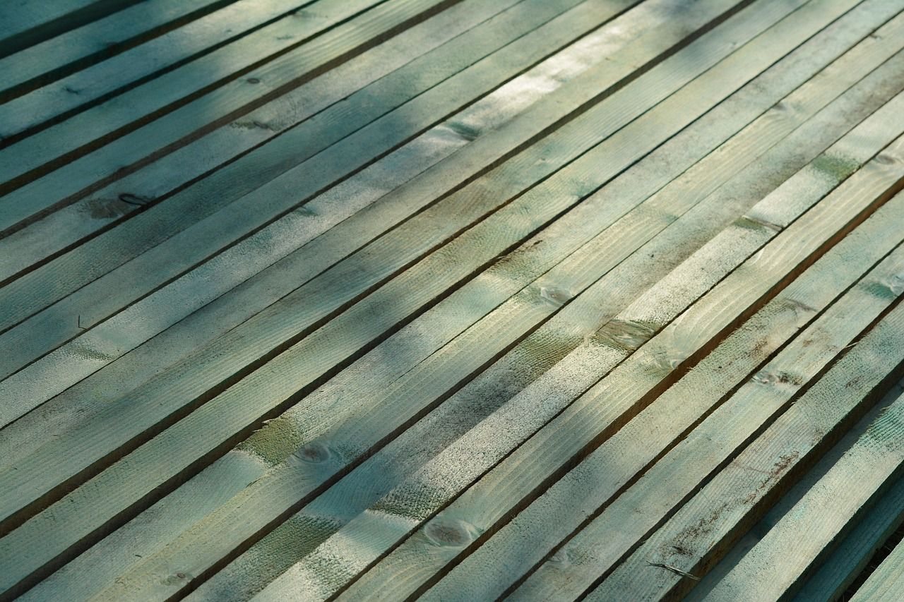 découvrez notre terrasse en bois résistante aux intempéries, conçue pour durer toute l'année et sublimer votre espace extérieur avec élégance et robustesse.