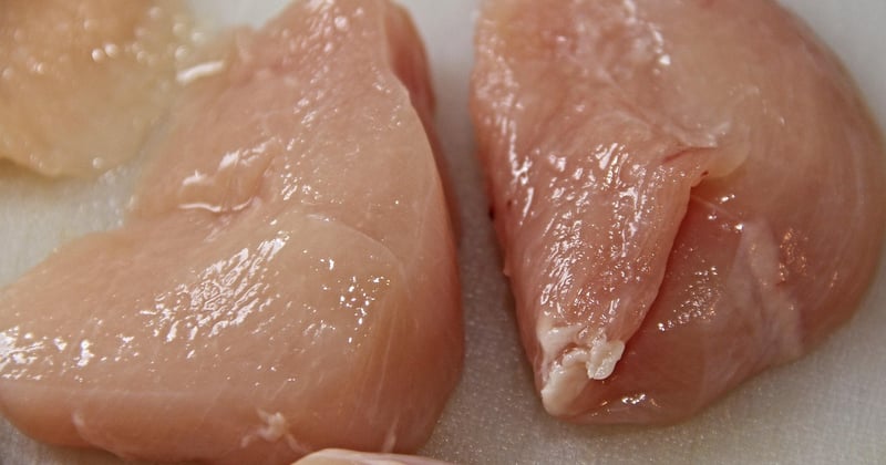 Temps de cuisson parfait pour un filet de poulet à l'airfryer